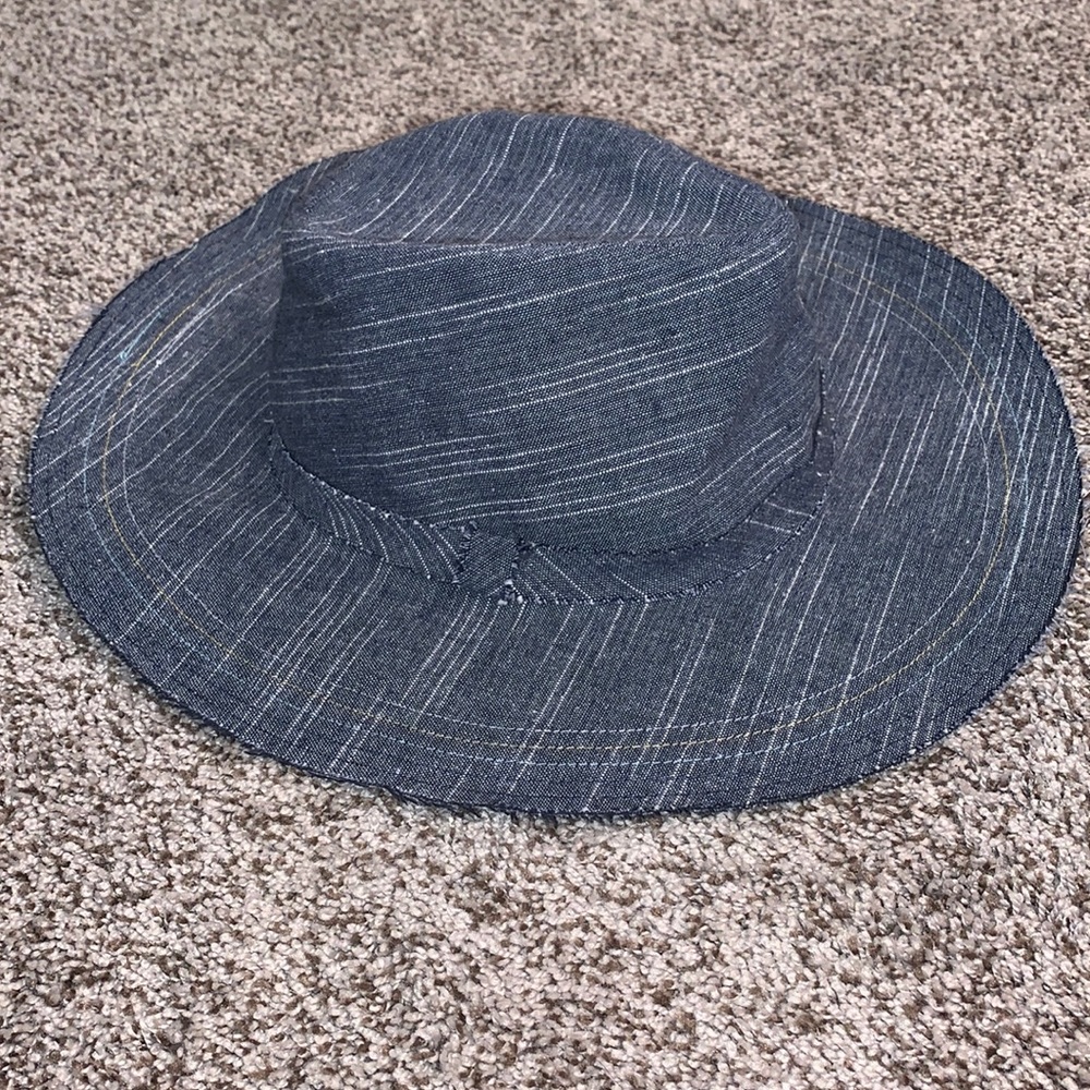 Echo New York hat